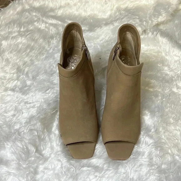 Vince Camuto Open Toe Sandal Boot Silky Nubuck Tortilla color size 9 - Picture 5 of 7